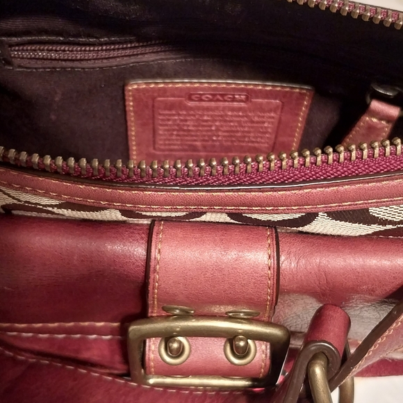 Vintage Coach Legacy Signature Leather and Suede Handbag - Picture 17 of 17